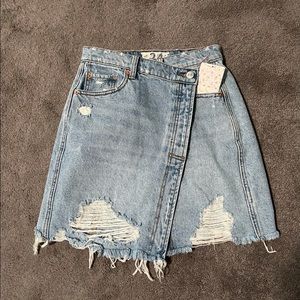 Free People skirt I have size 24 and 25